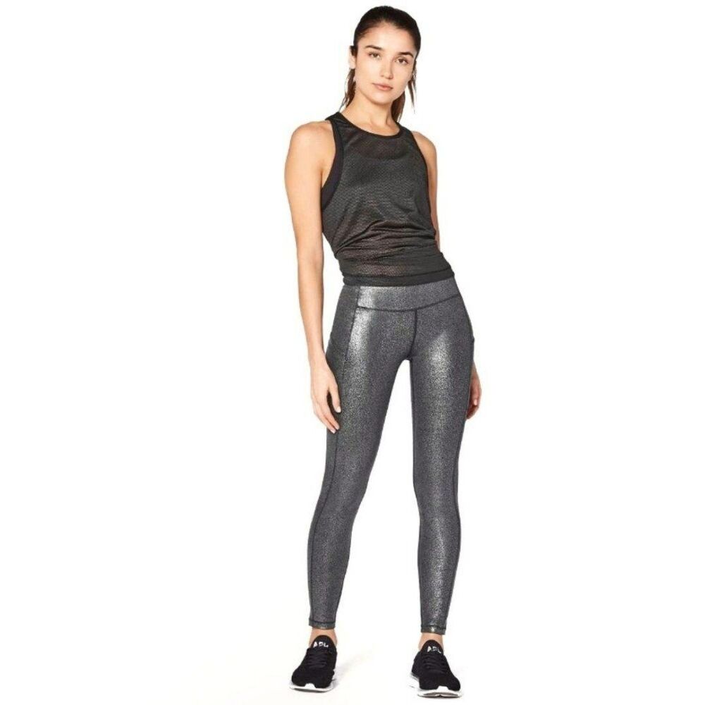 Lululemon Speed Up Tight Full On Luxtreme 28" size 4